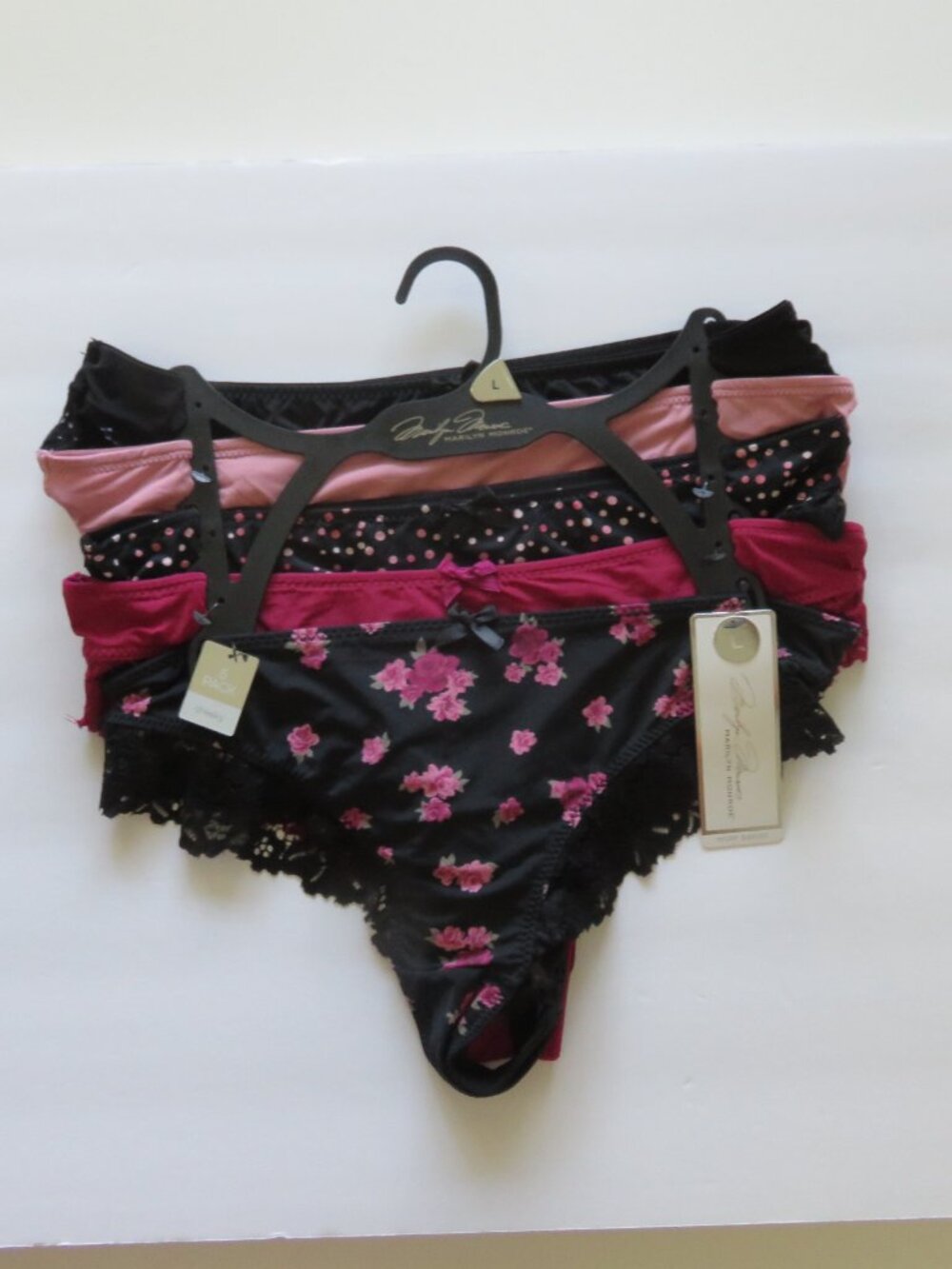 (#105) Marilyn Monroe Cheeky underwear panties 5- pairs Size L